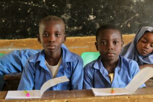 Enfants à l'école
